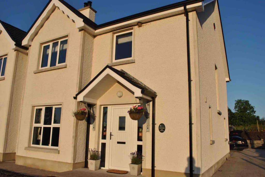 Swallow Lane, Enniskillen, Co Fermanagh, 5* Chic Villa Bagian luar foto