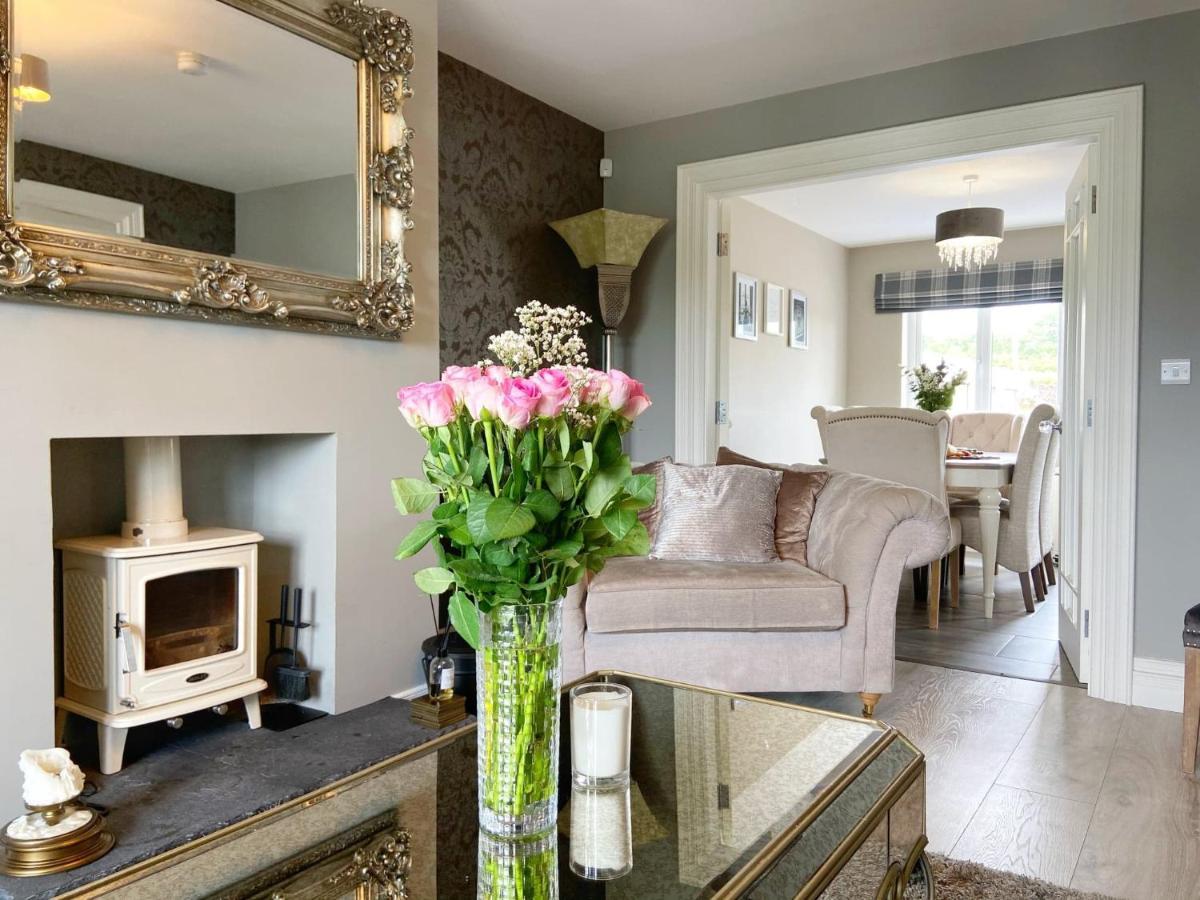 Swallow Lane, Enniskillen, Co Fermanagh, 5* Chic Villa Bagian luar foto